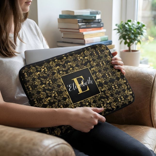 Capa Para Notebook Monograma Preto Dourado Damask Nome Personalizado (Criador carregado)
