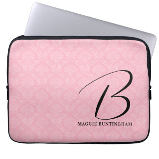 Capa Para Notebook Monograma Preto em Damasco Rosa
