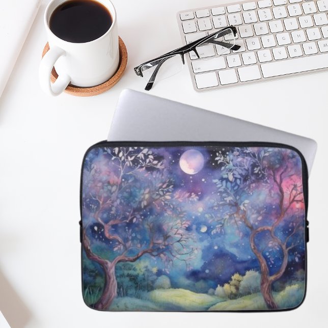 Capa Para Notebook Moonlit Enchanted Forest Nightscape (Criador carregado)