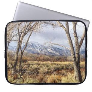Capa Para Notebook Mountain View do vale de Owens de Mt. Tom