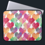 Capa Para Notebook Muita paixão pela aquarela cardíaca<br><div class="desc">Corações de gradiente coloridos com aquarelas estornaram o padrão.</div>