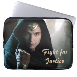 Capa Para Notebook Mulher Maravilha em Cloak