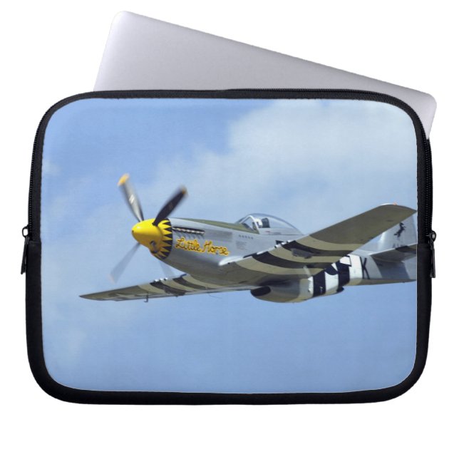 Capa Para Notebook Mustang norte-americano de P-51D, cavalo pequeno (Frente)
