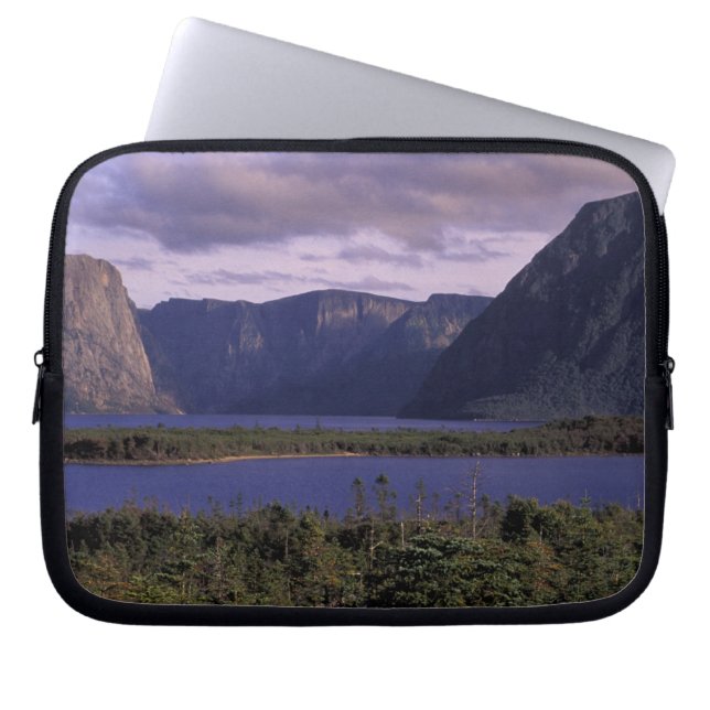 Capa Para Notebook N.A., Canadá, Terra Nova, Gros Morne Nacional 2 (Frente)
