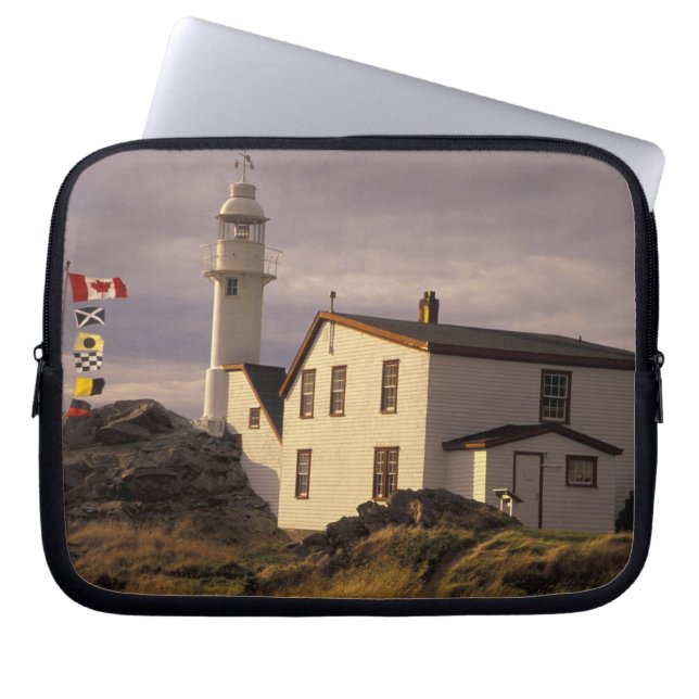 Capa Para Notebook NA, Canadá, Terra Nova, Lobster Cove. Lagosta (Frente)