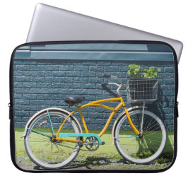 Capa Para Notebook Na moda Bike Lening on Wall