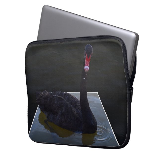Capa Para Notebook Nadação Negra Em Lixo Dimensional; (Frente Esquerda)