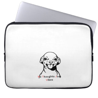 Capa Para Notebook Nenhum Pensamento Apenas Vibrações Design de Meme 