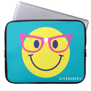Capa Para Notebook Nerd de rosto feliz, alto e rosa, personalizado
