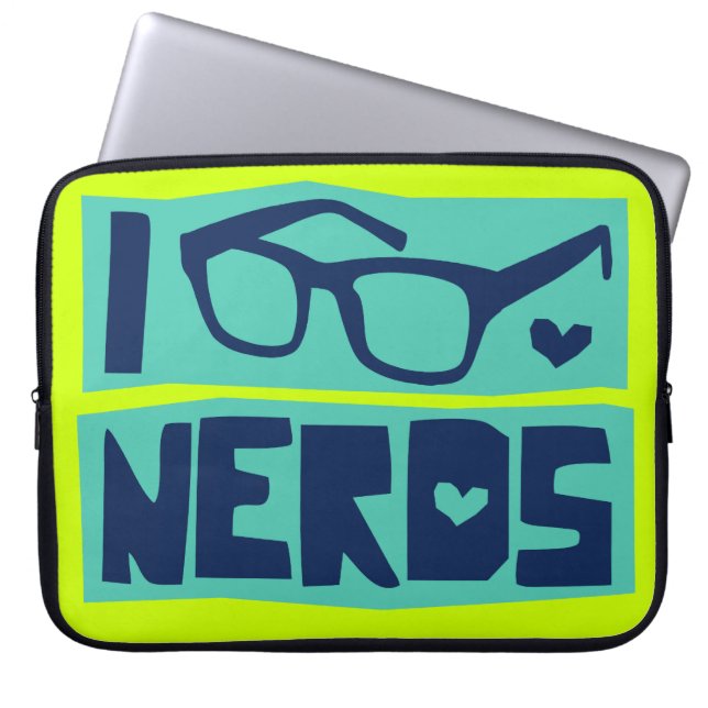 Capa Para Notebook Nerd Love (Frente)