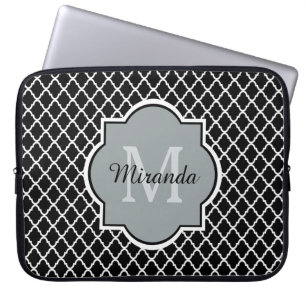 Capa Para Notebook Nome Monogrammed preto e branco moderno de
