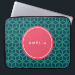 Capa Para Notebook Nome Personalizado Monograma Teal Geométrico<br><div class="desc">Padrão geométrico moderno em negrito com etiqueta cor-de-rosa. Personalize isso adicionando seu nome; clique no botão "Personalizar" e você pode substituir facilmente o texto do marcador de posição para adicionar seu texto.</div>