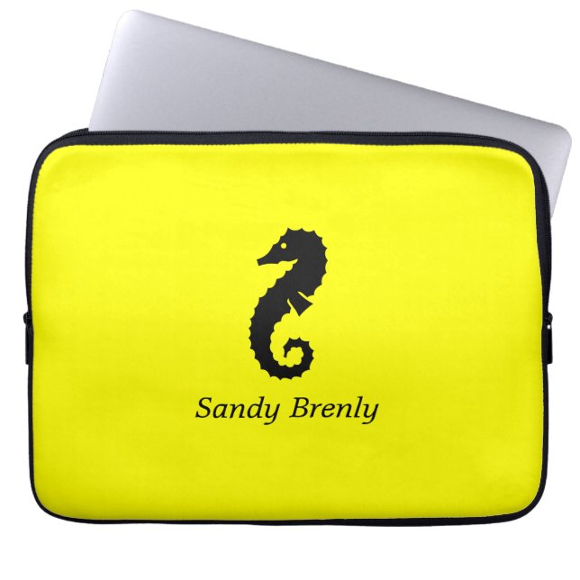 Capa Para Notebook Oceano Brilho_Preto-em-Amarelo Cavalo_Marinho pers (Frente)