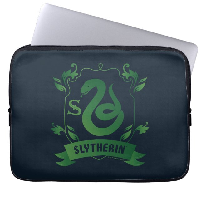 Capa Para Notebook Ornamentado SLYTHERIN™ House Crest (Frente)