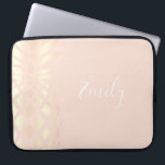 Capa Para Notebook Ouro-abacaxi rosa de cobre bonito e cor-de-rosa<br><div class="desc">Abacaxi rosa de ouro elegante e moderno.</div>
