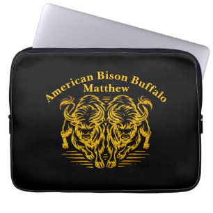Capa Para Notebook Ouro Bison correndo pelas planícies ao pôr do sol