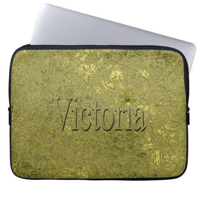 Capa Para Notebook Ouro Flecks Victoria Name Design, (Frente)