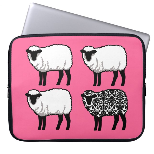 Capa Para Notebook Ovelha Negra (Frente)