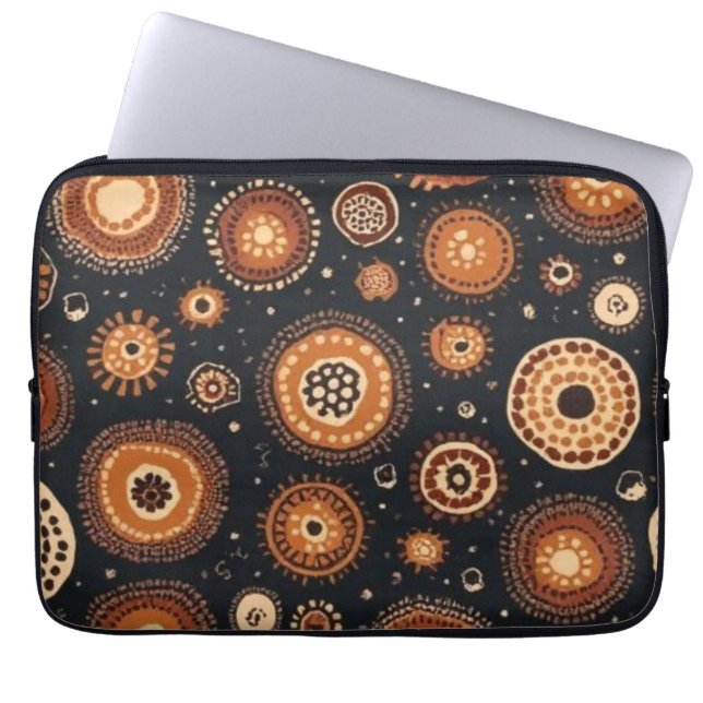 Capa Para Notebook Padrão Abstrato em Preto, Marrons e Ferrugem (Frente)
