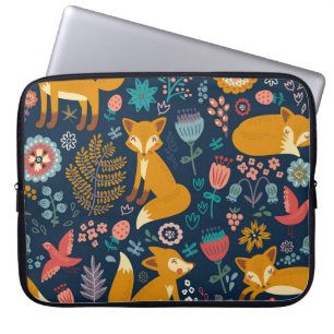 Capa Para Notebook Padrão colorido com uma foxfox,padrão,floresta,que