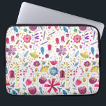 Capa Para Notebook Padrão de Aquarela Floral<br><div class="desc">Uma bonito pintura aquosa moderna de flores e folhas em cores ricas espalhadas em fundo branco. Arte original de Nic Squirrell.</div>