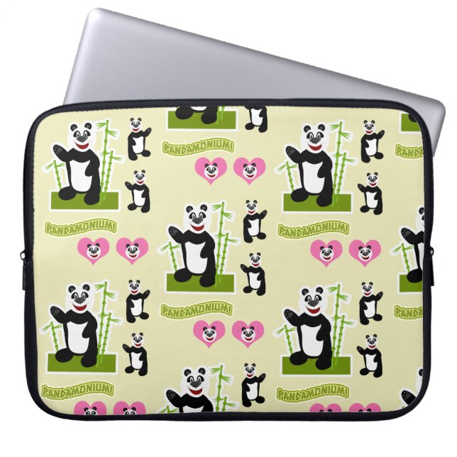 Capa Para Notebook Padrão de Cartoon Feliz Panda Bear, Bonito Prazer (Frente)