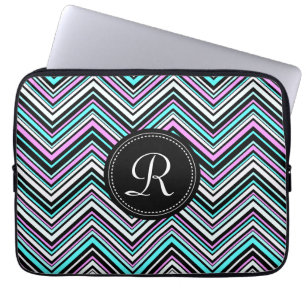 Capa Para Notebook Padrão de Chevron Tribal Feminino Monograma