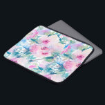 Capa Para Notebook Padrão de colagem de flores rosa e azuis<br><div class="desc">As modernas cores cor-de-água cor-de-rosa e azul florescem o padrão de colagem.</div>