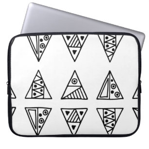 Capa Para Notebook Padrão de colheita sem costura. Geometri preto e b