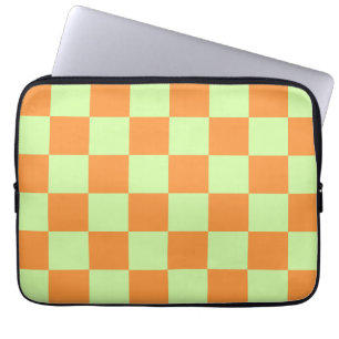 Capa Para Notebook Padrão de Gingham Verificado em Laranja Verde