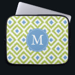 Capa Para Notebook Padrão de Ikat de Diamante Verde Azul Monograma<br><div class="desc">Na moda e design chic apresentam um padrão ikat de diamantes coloridos e modernos e podem ser personalizados com seu monograma,  inicial,  nome ou qualquer texto de sua escolha para um presente personalizado perfeito!</div>