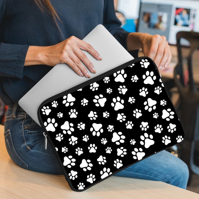 Capa Para Notebook Padrão de patas, impressões de pata, preto e branc (Criador carregado)