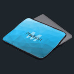 Capa Para Notebook Padrão geométrico do gradiente ciano azul Monogram<br><div class="desc">Monograma Personalize com seu nome e inicial personalizados. Malha geométrica do triângulo com gradiente ombre azul claro. padrão,  ombre,  mesh,  triângulos,  geometria,  gradiente,  legal,  triângulo,  brilhante,  azul,  ciano</div>