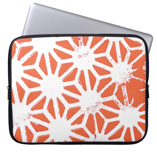 Capa Para Notebook Padrão geométrico em laranja e branco (Frente)