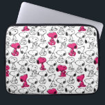 Capa Para Notebook Padrão preto e magenta do snoopy<br><div class="desc">Dê uma olhada neste design super fofo com o Snoopy em um padrão preto e magenta.</div>