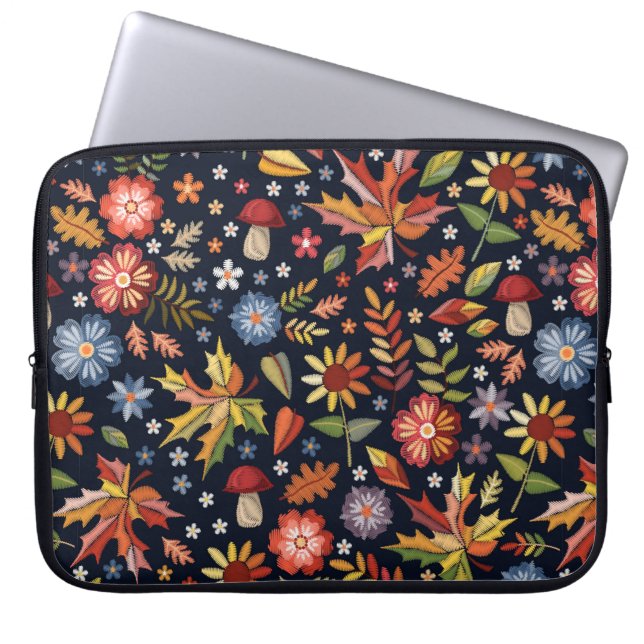 Capa Para Notebook Padrão sem costura de bordados com lindas flores (Frente)