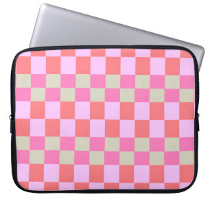 Capa Para Notebook Padrão Xadrez Retro Bege Areia e Rosa