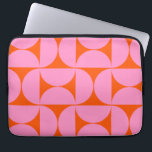 Capa Para Notebook Padrões Modernos De meio século Rosa E Laranja<br><div class="desc">Padrão Moderno do Meio século Retroativo - Formas Geométricas do Abstrato - Padrão Bonito e Minimalista em rosa e laranja.</div>