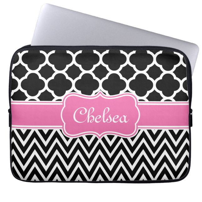 Capa Para Notebook Padrões Pretos de Latência / Cevron Nome Rosa (Frente)