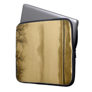 CAPA PARA NOTEBOOK PAISAGEM ARTÍSTICA COM LAGO E REFLEXOS