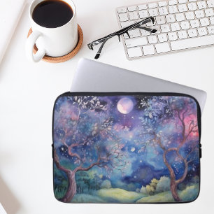 Capa Para Notebook Paisagem Noturna da Floresta Encantada ao Luar
