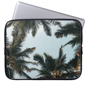 Capa Para Notebook Palmeira verde sob o céu branco pela manhã