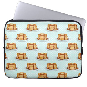 Capa Para Notebook Panquecas com Xarope de Maple e Padrão Polkadot