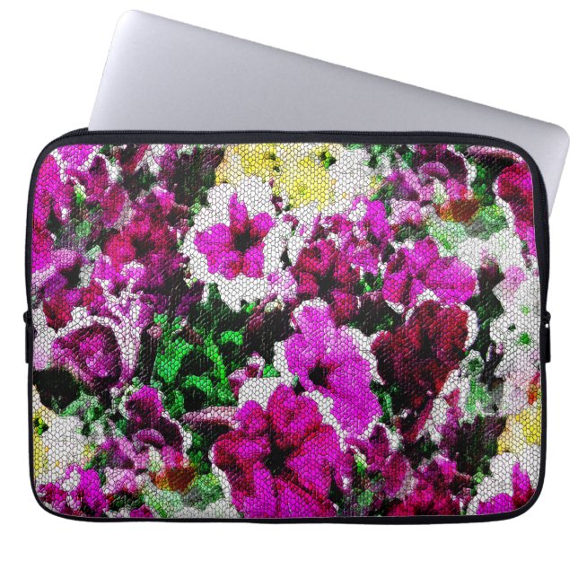 Capa Para Notebook Pansias bordadas... (Frente)