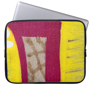 Capa Para Notebook Parede amarela e rosa pintada