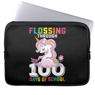 Capa Para Notebook Passando fio dental através de Unicórnio de 100 di