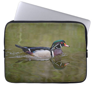 Capa Para Notebook Pato de madeira colorido