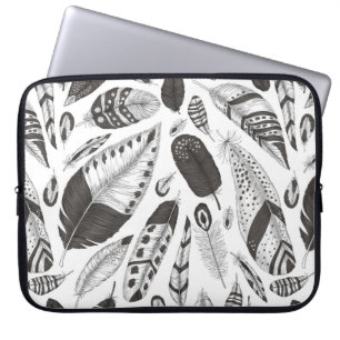 Capa Para Notebook Penas brancas e pretas