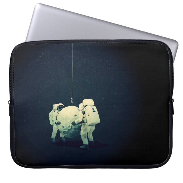 Capa Para Notebook Pendurando a lua (Frente)