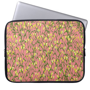 Capa Para Notebook Pequenas flores amarelas e galhos num fundo cor-de